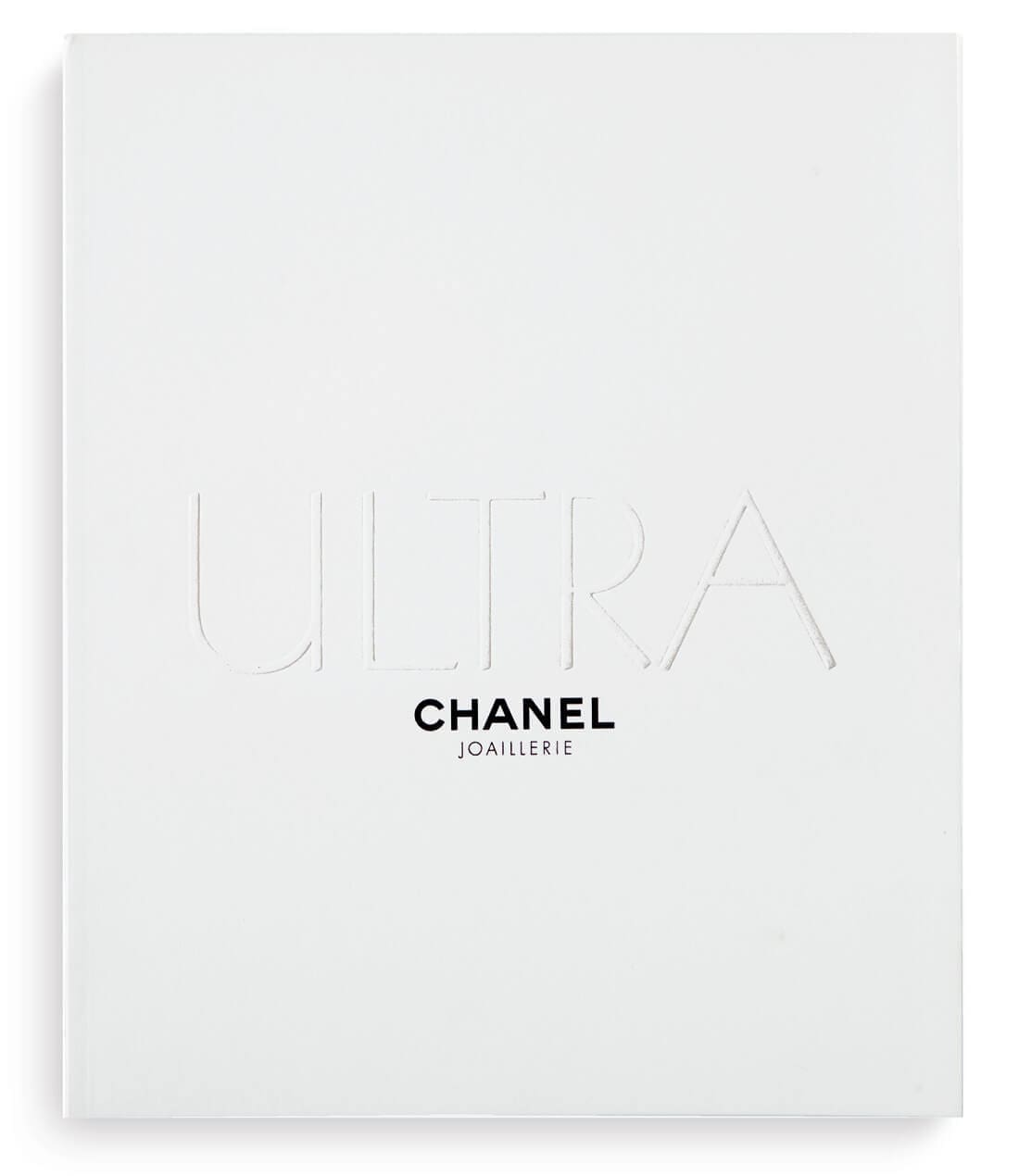 La couverture du Chanel ultra, un dossier presse à la fabrication haute couture, design IchetKar