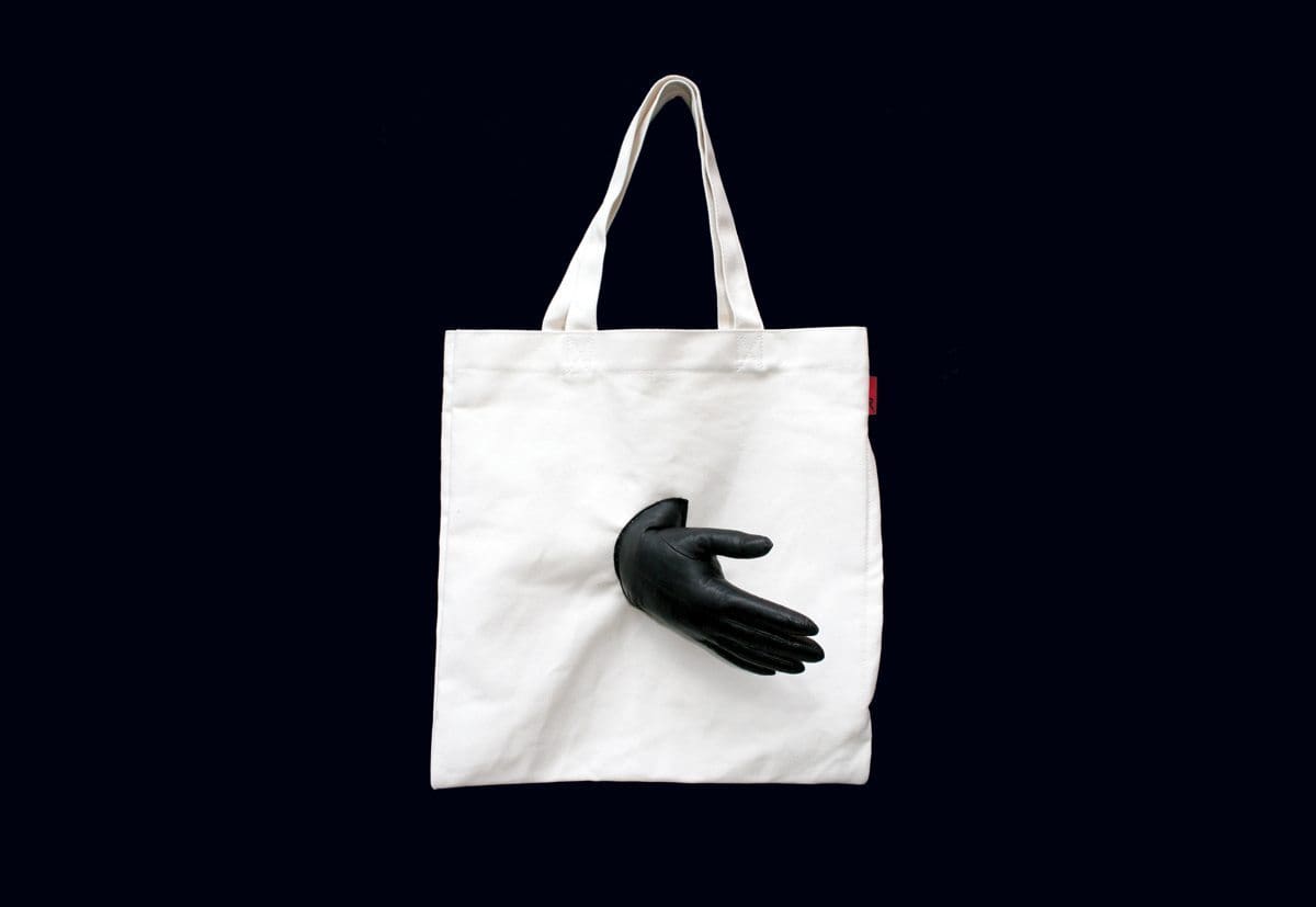 Le sac Hello, tote bag customisé lors du Mr Friendly Day chez Colette et vendu aux enchères, design IchetKar