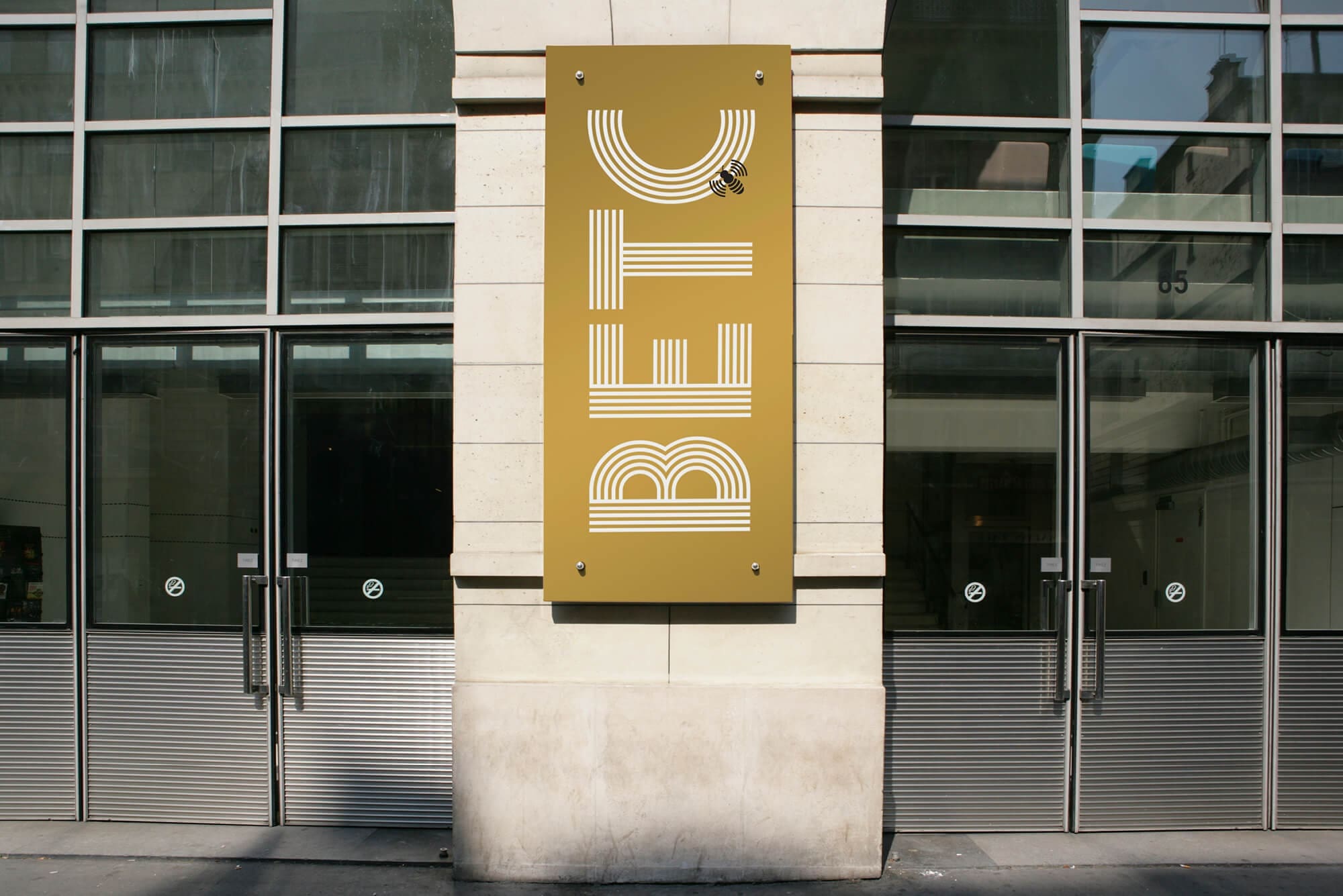 La signalétique extérieur de l'agence de publicité BETC, design IchetKar