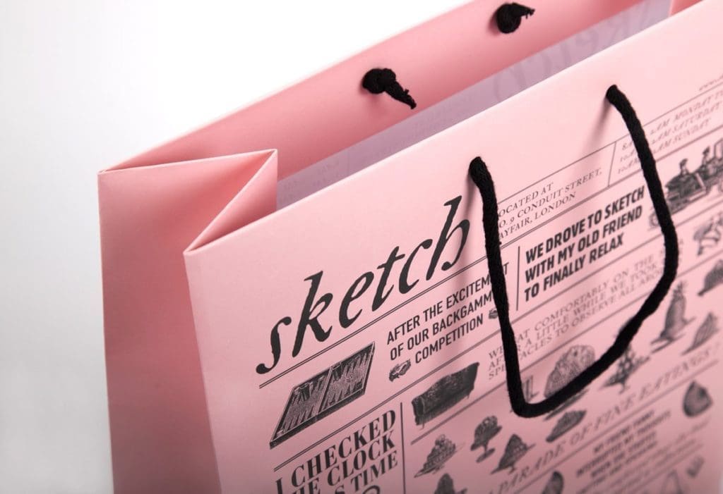 Le grand et le petit sacs roses du restaurant Sketch à Londres, design Ich&Kar