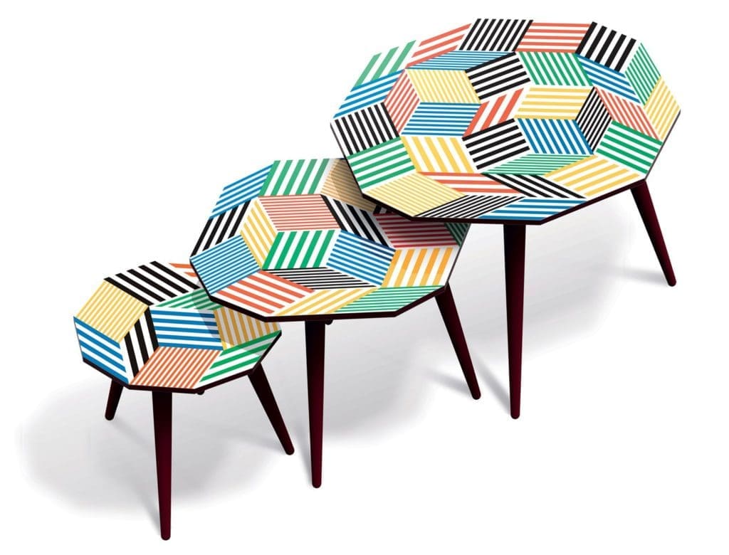 Trio de tables basses aux motifs de pavages de Penrose Stripes, design Ich&Kar, édition Bazartherapy