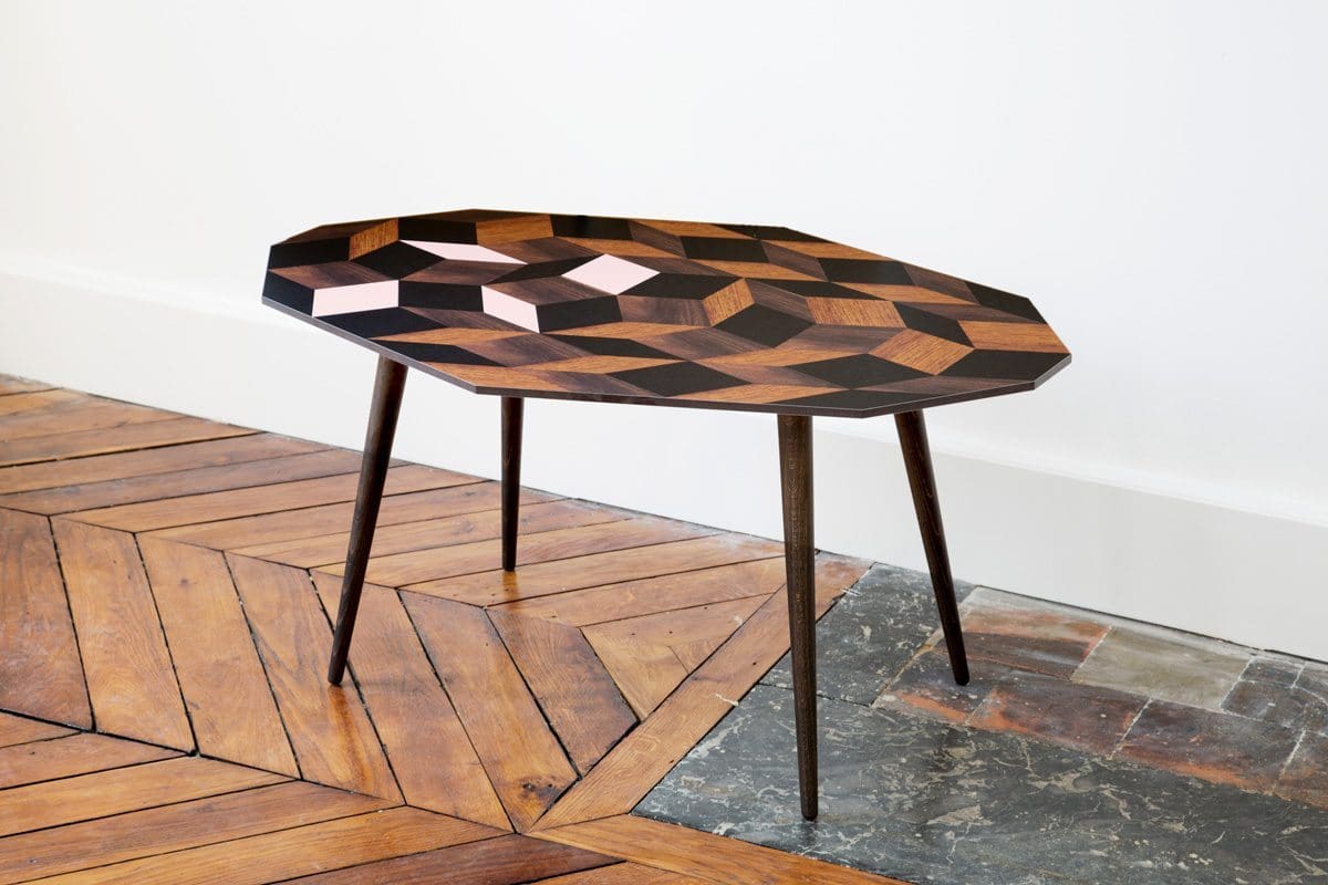 Table basse ovale, motif géométrique Penrose Spring Wood, design Ich&Kar, édition Bazartherapy