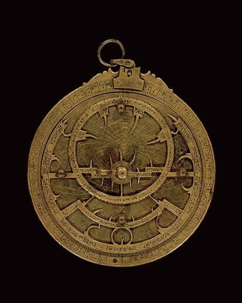 astrolabe inspiration pour les pictogrammes de la signalétique du Louvre Abu Dhabi dessinée par ichetkar.