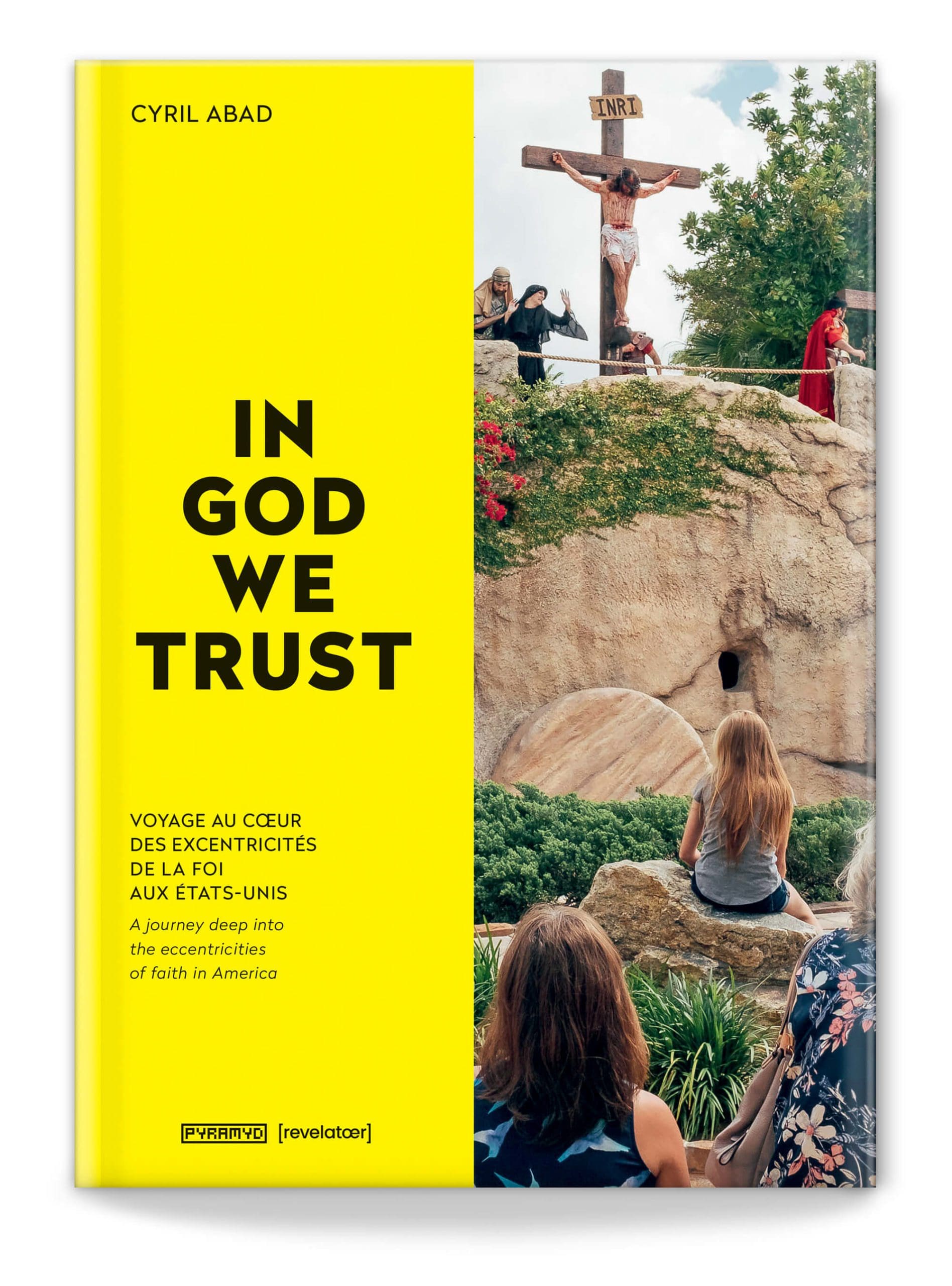 La couverture du livre In God we Trust, un reportage photo sur l'Amérique et le Christianisme dans la société, cover design IchetKar